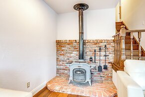 12 Mi to Folsom Historic District: Norcal Getaway