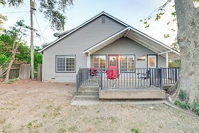 12 Mi to Folsom Historic District: Norcal Getaway