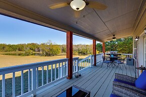 14-acre Property w/ On-site Fishing: Texas Escape