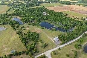 14-acre Property w/ On-site Fishing: Texas Escape