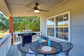 14-acre Property w/ On-site Fishing: Texas Escape