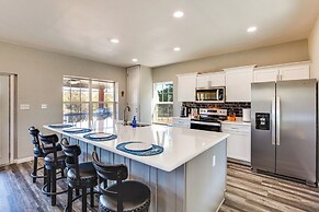 14-acre Property w/ On-site Fishing: Texas Escape