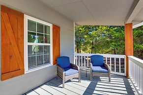 14-acre Property w/ On-site Fishing: Texas Escape