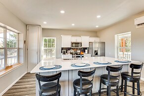 14-acre Property w/ On-site Fishing: Texas Escape