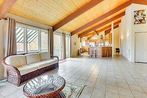 Secluded Countryside Home w/ Deck in Siler City