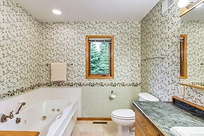 Waterfront Pelican Lake Gem in Ashby!
