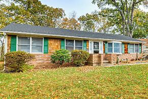 Screened Patio, Deck & Grill: Saint Inigoes Home!