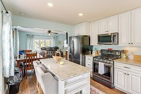 Walk to Sandusky Bay: Home w/ Hot Tub & Fire Pit!