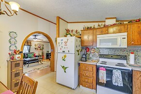 3 Mi to Dtwn Johnson City: Home w/ Fenced Backyard