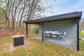 3 Mi to Dtwn Johnson City: Home w/ Fenced Backyard