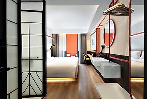 XIAMEN ZHONGSHAN ROAD  QULISTAR HOTEL