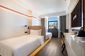 XIAMEN ZHONGSHAN ROAD  QULISTAR HOTEL