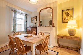 Host Stay Heather House