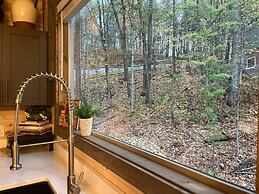 Ebenezer 4 Bedroom Cabin