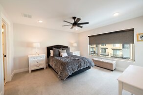 Luxury 3BR w/ Mountain Views at 1374 Gambel Oak Way