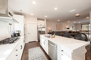 Luxury 3BR w/ Mountain Views at 1374 Gambel Oak Way