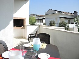 Homely Apartment With Swimming Pool in a Village