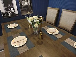 COZY- Vinhomes Grand Park Apartments