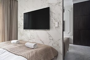 Chronos - Warszawa Wola by Downtown Apartments