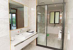 Royal International Hotel