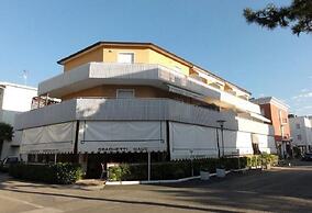 Adorable Flat 250 m From the Beach