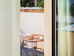 Pietrasanta Ai Teatri