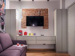 Pietrasanta Ai Teatri