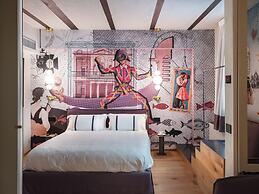 Pietrasanta Ai Teatri