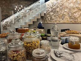 Pietrasanta Ai Teatri