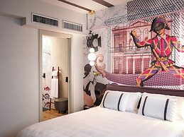 Pietrasanta Ai Teatri