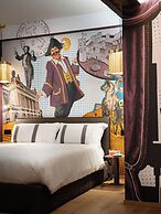 Pietrasanta Ai Teatri