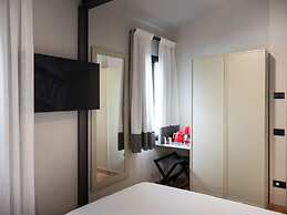 Pietrasanta Ai Teatri