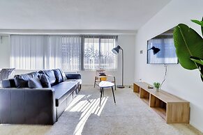 Crystal City Comfortable Apartments