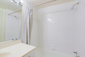 Crystal City Comfortable Apartments