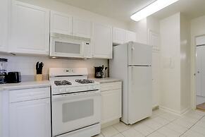 Crystal City Comfortable Apartments