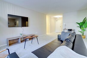 Crystal City Comfortable Apartments