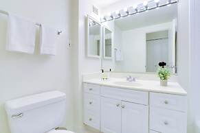 Crystal City Comfortable Apartments