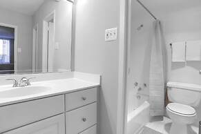 Crystal City Comfortable Apartments