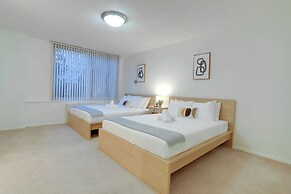 Crystal City Comfortable Apartments