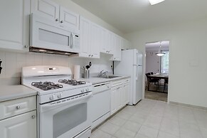 Crystal City Comfortable Apartments