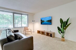 Crystal City Comfortable Apartments