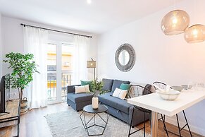 1 Bd With Balcony Perfect Location Sta Marta II