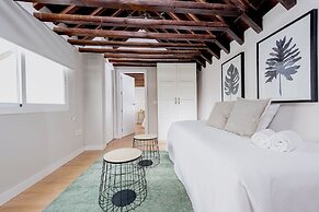 Elegant One-bedroom Apartment Trinidad Grund E