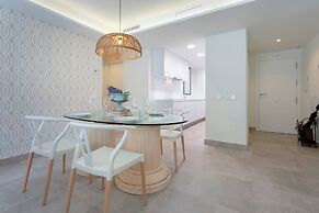 Exclusive Apartment in Estepona Center Infinity