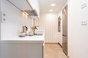 Exclusive Apartment in Estepona Center Infinity