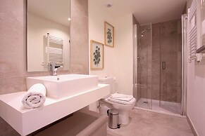 Exclusive Apartment in Estepona Center Infinity