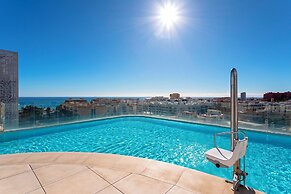 Exclusive Apartment in Estepona Center Infinity