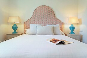 Exclusive Apartment in Estepona Center Infinity