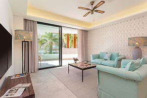 Exclusive Apartment in Estepona Center Infinity