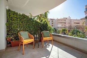 Exclusive Apartment in Estepona Center Infinity